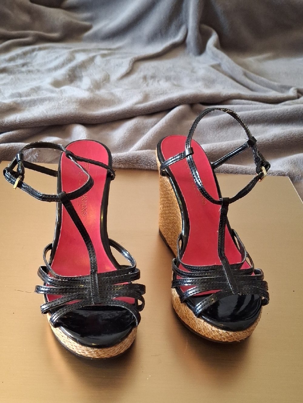 Christian Siriano Black Wedge Sandals with Pink Insole. Great Of Summer.